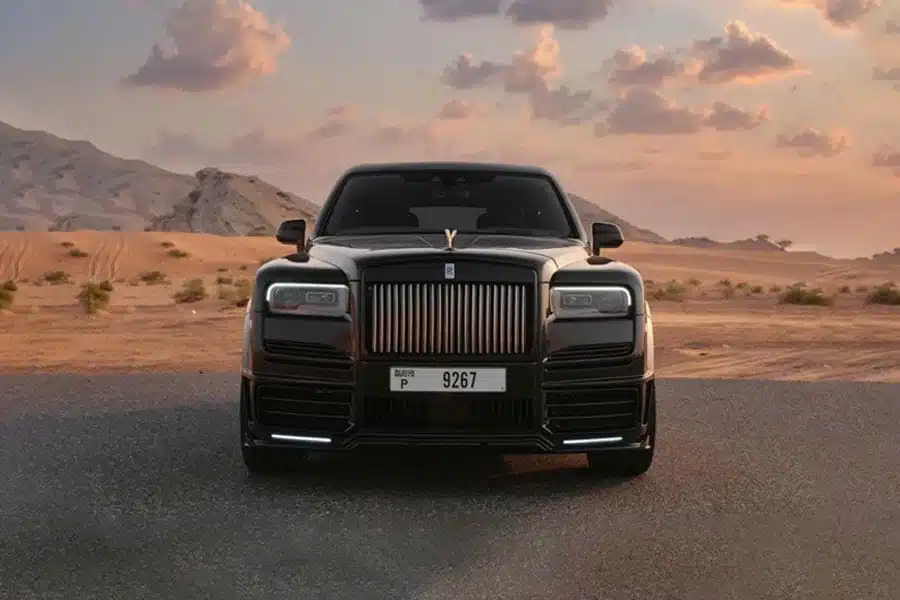Location de Rolls Royce Cullinan #1 à Dubaï