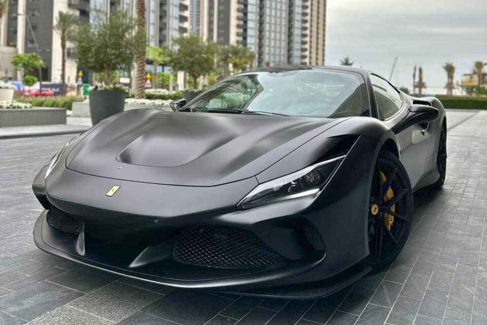 Rent Ferrari F8 Dubai