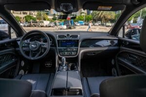 Mieten Sie einen Bentley Bentayga in Dubai
