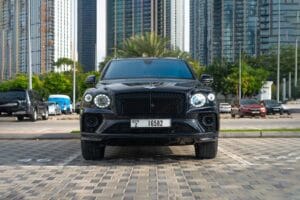 Mieten Sie einen Bentley Bentayga in Dubai