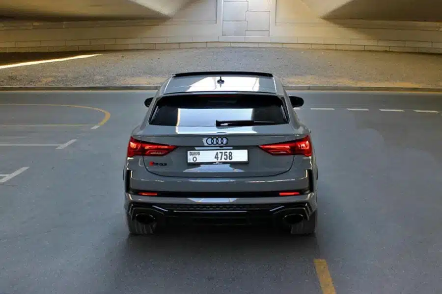 rent a audi in dubai