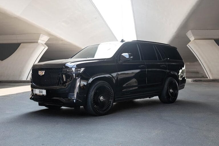 CADILLAC ESCALADE NOIRE