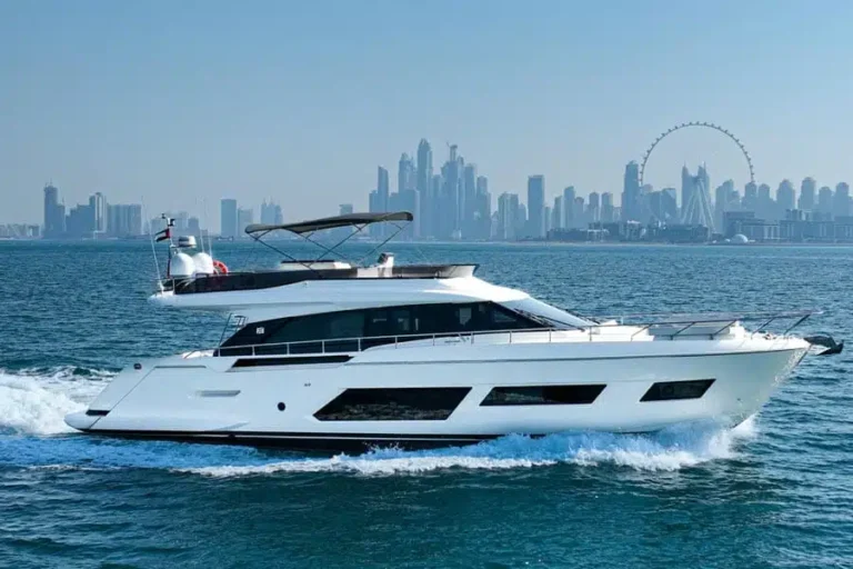 Ferretti 670 Yacht