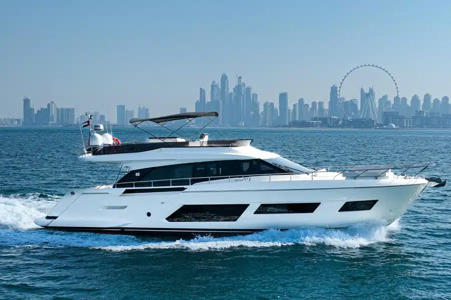 rent yacht dubai