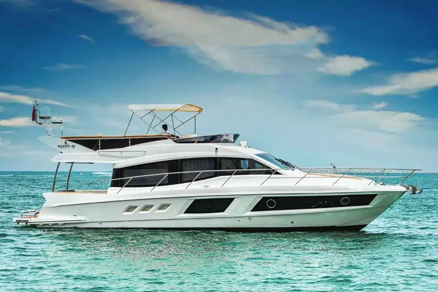 rent majesty yacht