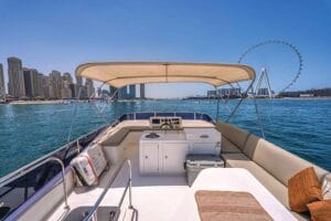 Louez un yacht à Dubaï