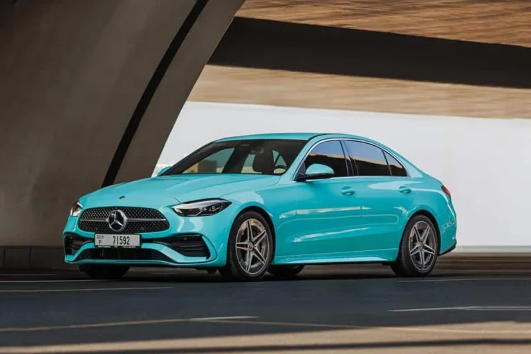Mercedes-Benz C200