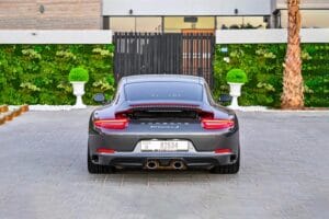 Luxury Porsche cars rent