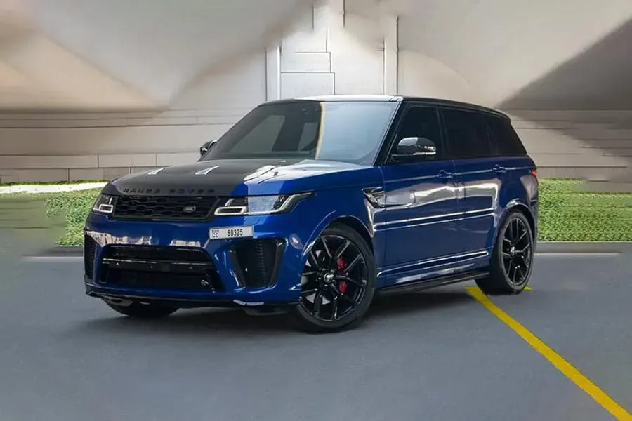 Mieten Sie einen Range Rover SVR in Dubai