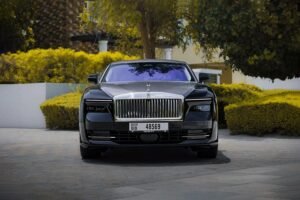 Rent a Rolls Royce Spectre