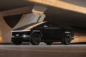 Location de Tesla Cybertruck à Dubaï