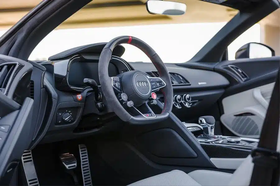 Audi R8 Spider rent dubai