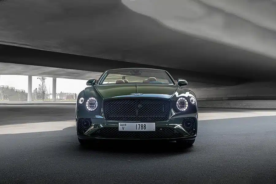 Аренда автомобиля Bentley в Дубае
