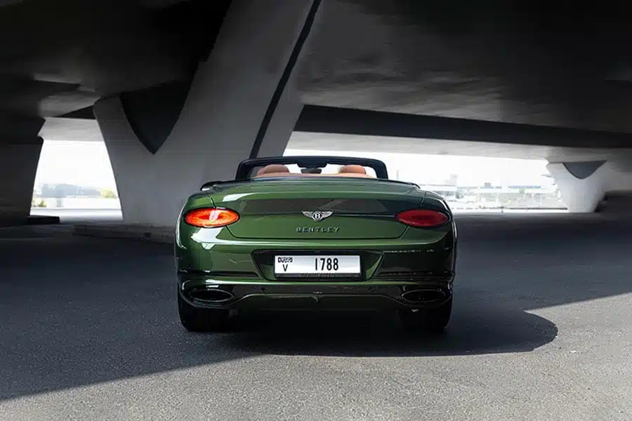 Прокат автомобилей Bentley в Дубае, ОАЭ.
