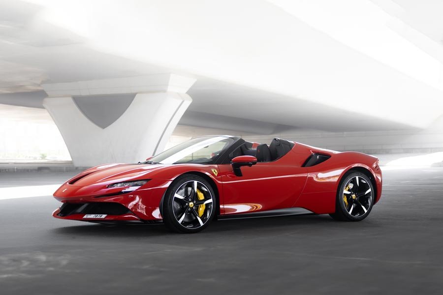 Rent Ferrari F8 Spider in Dubai