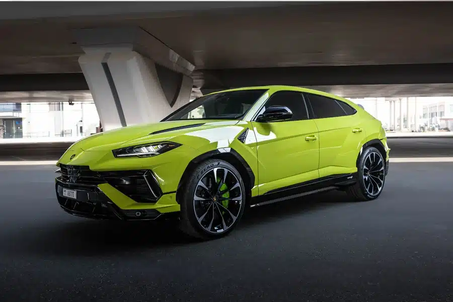 lamborghini urus rental