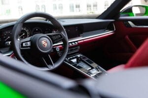 Rent Porsche 911 Turbo S