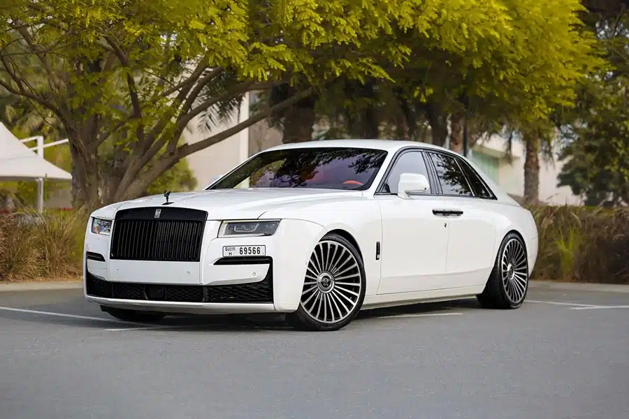 rent rolls royce ghost