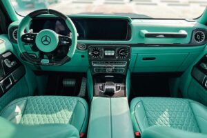 Intérieur bleu Tiffany de la Mercedes-G63 Brabus