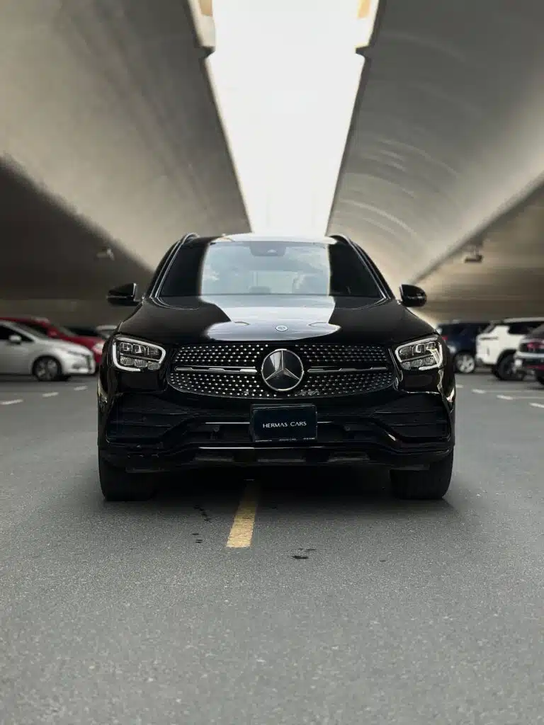השכרת מרצדס GLC 300 בדובאי