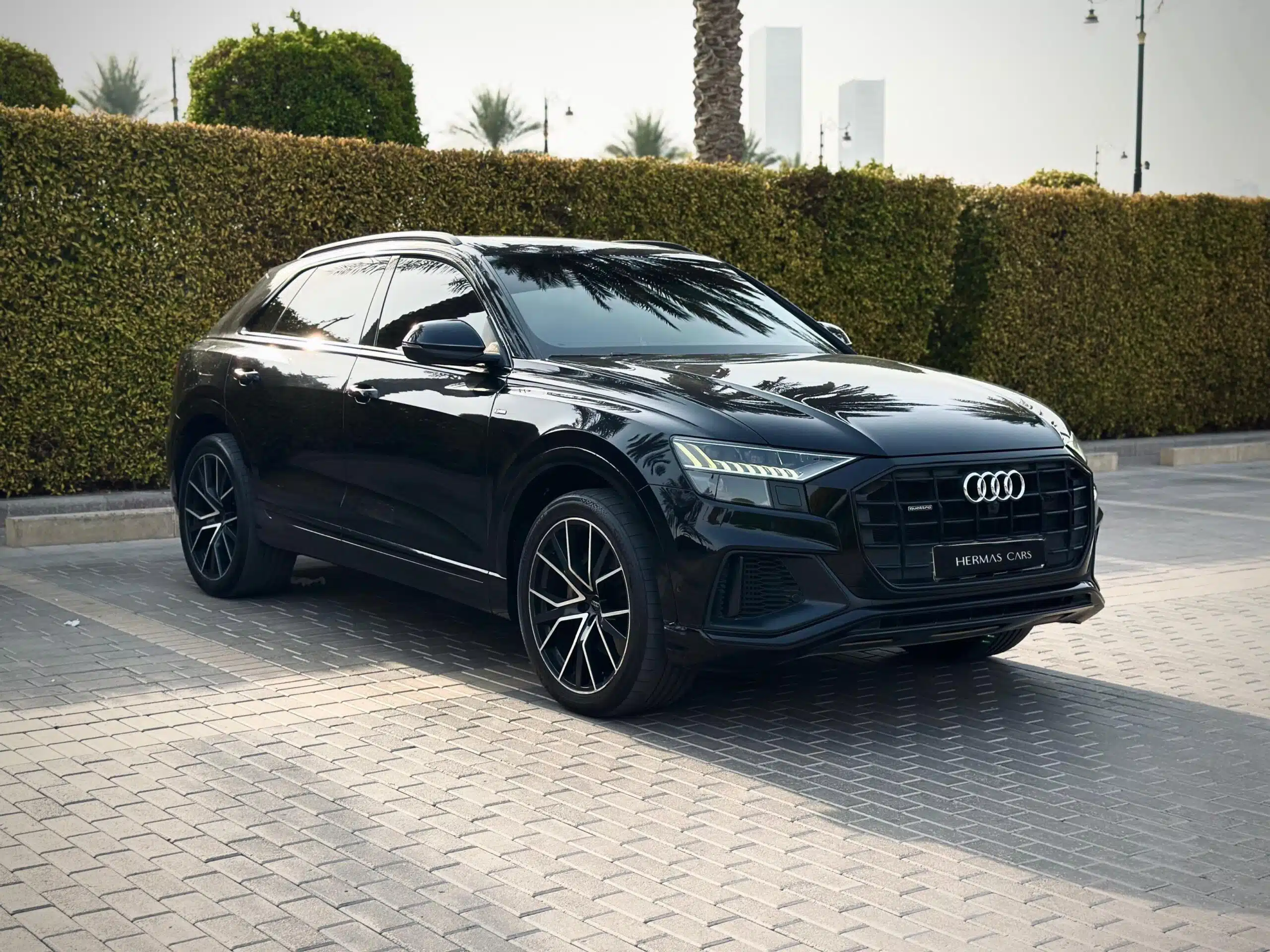 rent audi q8 in dubai