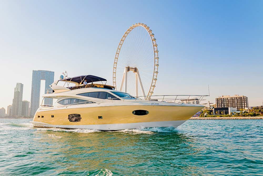 Astra yacht rent in dubai