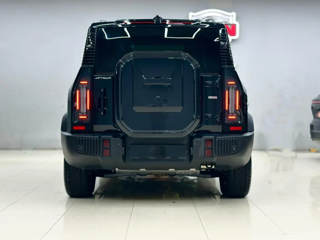 Rear of the black Jetour T2 2025 with the tailgate-mounted spare wheel cover